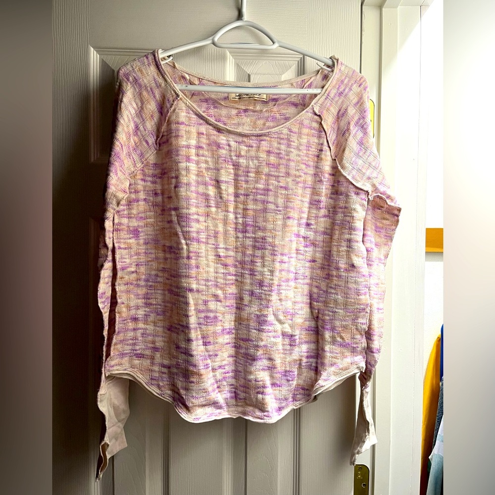 Free People We the People Long Sleeve Sweater with thumb holes. NWOT. XL